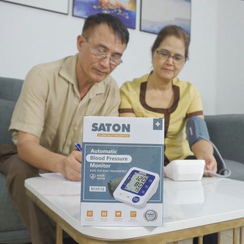 Máy Đo Huyết Áp Tự Động Bắp Tay Saton BSX516 - Công Nghệ Đo Chính Xác, Lưu 99 Kết Quả, Thiết Kế Dễ Sử Dụng Cho Người Cao Tuổi