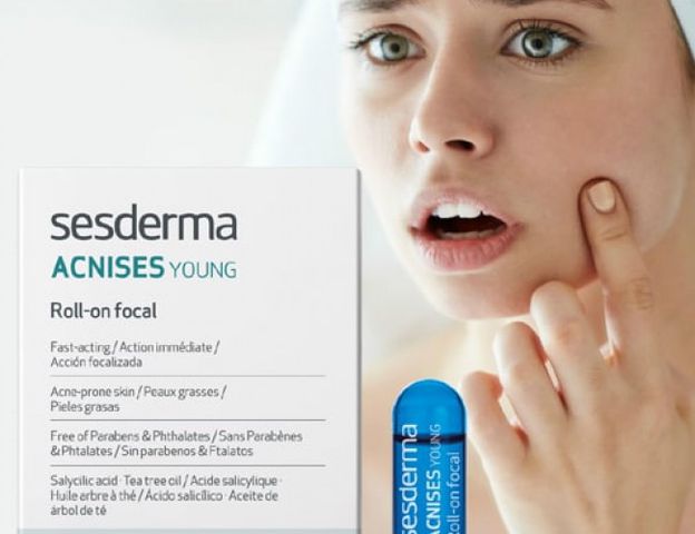 Thanh Lăn Giảm Mụn Sesderma Acnises Young - Hỗ Trợ Điều Tiết Nhờn, Làm Mịn Da, Với Axit Salicylic và Dầu Cây Trà 4ml