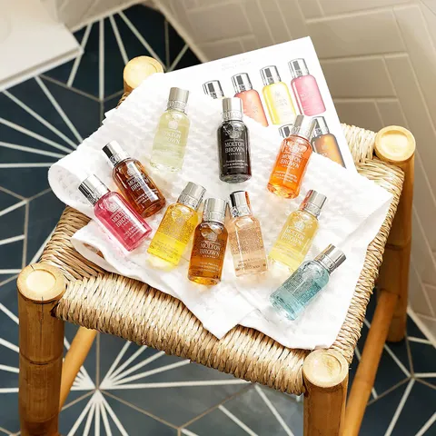 Set 10 Lọ Sữa Tắm Molton Brown Discovery Collection 30ml - Hương Thơm Tinh Tế, Dưỡng Ẩm, Làm Sạch Da Mềm Mịn