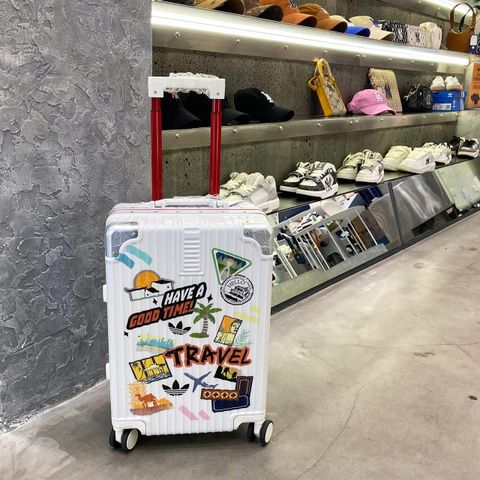 Vali Kéo Adidas Sticker Have A Good Time - Nhựa Cao Cấp, 20 Inch Để Du Lịch, Thiết Kế Độc Đáo, Bền Bỉ