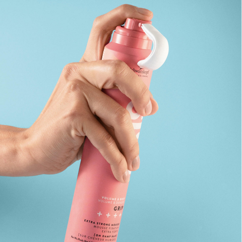Bọt Giữ Nếp Tạo Phồng Tóc Schwarzkopf Osis Grip Extra Strong Mousse 200ml - Định Hình Tóc Bồng Bềnh, Chắc Nét Suốt Ngày