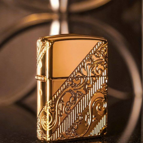 Bật lửa Zippo 2018 Collectible of the Year - Armor Vàng Sang Trọng, Phiên Bản Sưu Tầm Đặc Biệt, Quà Tặng Cho Người Sưu Tầm