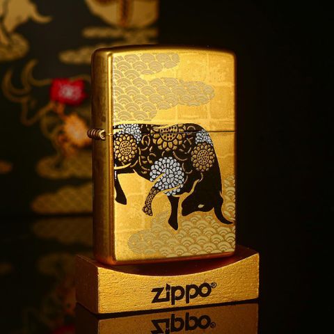 Bật Lửa Zippo CZA-2-18A Phiên Bản Giới Hạn Năm Tân Sửu Màu Vàng - Kỹ Thuật Maki-e Nhật Bản, Quà Tặng Độc Đáo cho Fan Zippo