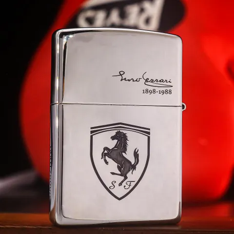 Bật Lửa Zippo Mạ Chrome Khắc Ferrari - Phiên Bản Giới Hạn 1000 Chiếc, Hàng Thể Thao Sang Trọng, Quà Tặng Fan Ferrari