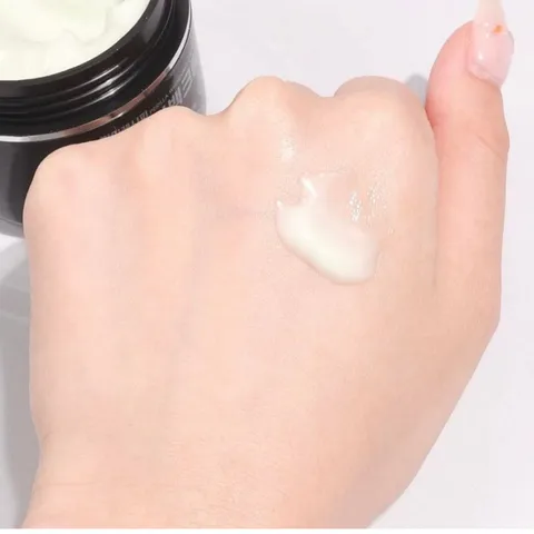 Kem Dưỡng Giảm Nám Mommy Care Perilla Whitening Cream Plus 50g - Cải Thiện Da Sáng Khỏe, Giảm Nếp Nhăn, Tàn Nhang