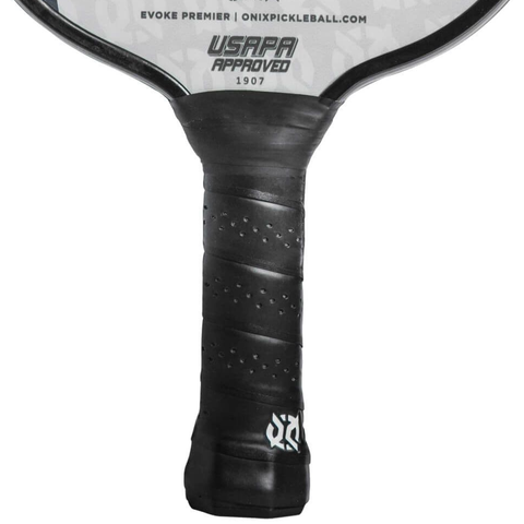 Vợt Pickleball Onix Evoke Premier - Trang bị chuyên nghiệp với công nghệ Atomic13, phản ứng bóng nhanh, thiết kế nhẹ và chính xác.