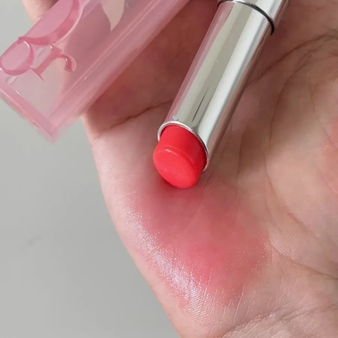 Son Dưỡng Dior Addict Lip Glow 061 Poppy Coral - Son Dưỡng Môi Màu Cam Đào, Dưỡng Ẩm Tự Nhiên, Hiệu Ứng Căng Mịn