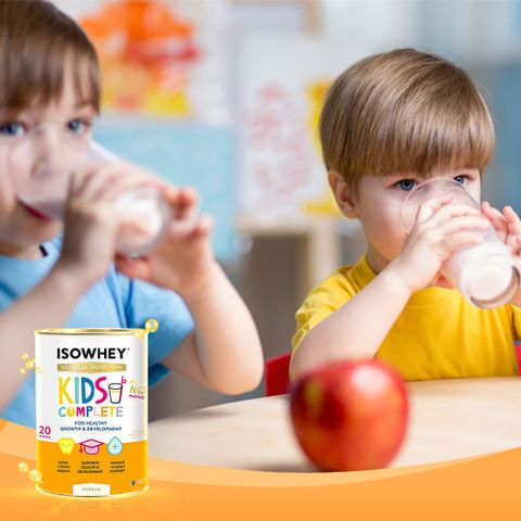 Sữa IsoWhey Kids Complete - Giúp Tăng Chiều Cao Cho Trẻ Từ 4-18 Tuổi, Bổ Sung Canxi, Protein, và Lợi Khuẩn, Hương Vị Vani Thơm Ngon