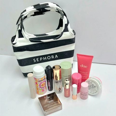 Bộ sản phẩm Sephora Favorites: What's In My Bag – Set Trang Điểm, Chăm Sóc Tóc & Cơ Thể - Bộ 12 Món Chất Lượng Cao, Mini Tote Thời Trang