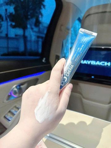 Kem Dưỡng Da Chống Nắng Dermaxilic B5 Tone Up SPF 45+/PA++++ - Bảo Vệ Da, Nâng Tone Trắng Mịn Tự Nhiên, Dưỡng Ẩm Hiệu Quả