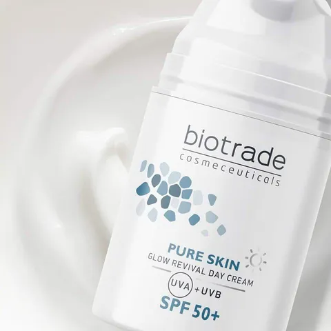 Kem Dưỡng Chống Nắng Biotrade Pure Skin Glow Revival Day Cream SPF50 - Dưỡng Ẩm, Tái Tạo Da, Chỉ Số Bảo Vệ SPF50, 50ml