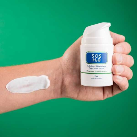 Kem Dưỡng Ẩm Chống Nắng SOS H20 SPF30 - 2 Trong 1, Bảo Vệ Da, Cấp Nước, Phù Hợp Mọi Loại Da, Lọ 50ml & 200ml