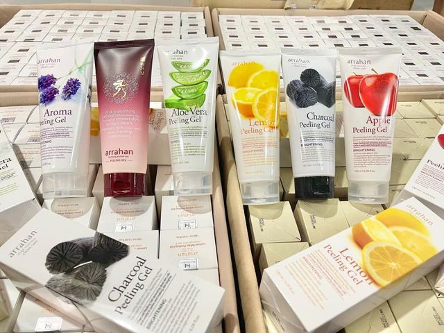 Tẩy tế bào chết Arrahan Whitening Peeling Gel 180ml