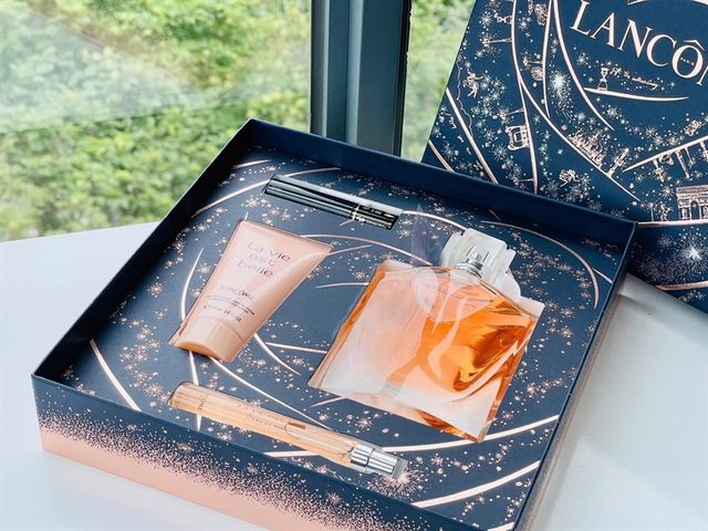 Set Nước Hoa Lancome La Vie Est Belle Christmas - Quà Tặng Sang Trọng Gồm 100ml Nước Hoa, 10ml Mini, Mascara & Dưỡng Thể 50ml