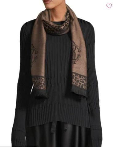 Khăn hàng hiệu Roberto Cavalli auth canh sale