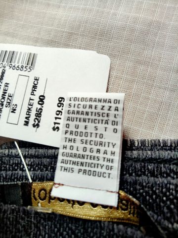 Khăn hàng hiệu Roberto Cavalli auth canh sale