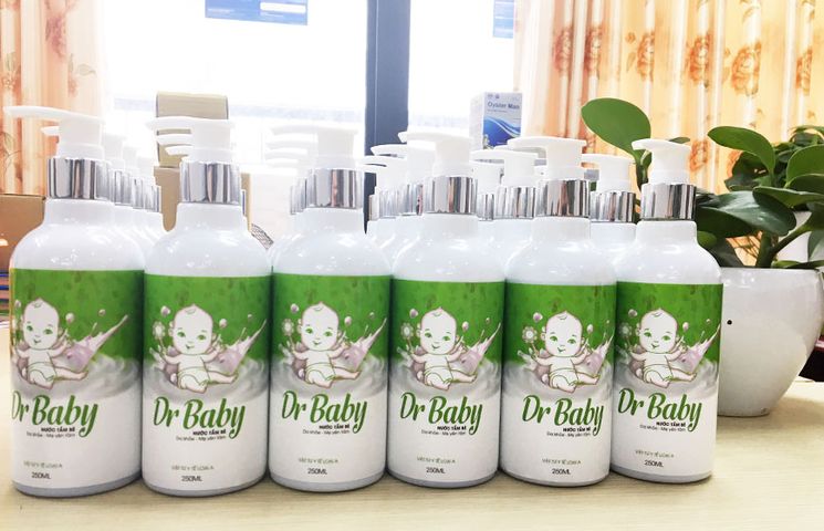 Combo 3 Nước Tắm Cho Bé Dr Baby Giảm Rôm Sảy, Mẩn Ngứa, Hăm Tã