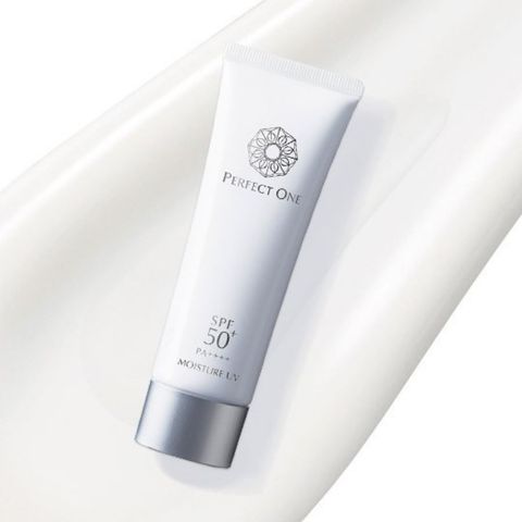 Kem chống nắng dưỡng da Spf50 PA Perfect One SP Moisture UV