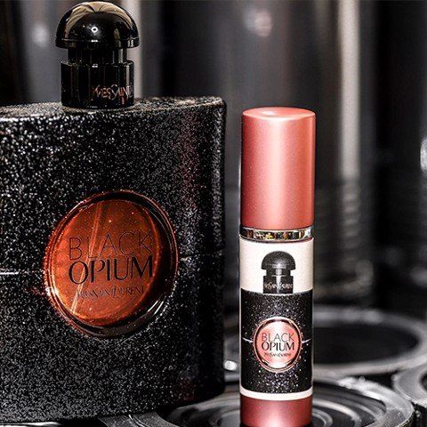 Nước hoa nữ YSL Black Opium - Hương thơm ngọt ngào quyến rũ bí ẩn, dịu dàng và đầy thu hút từ vani và cà phê đen.