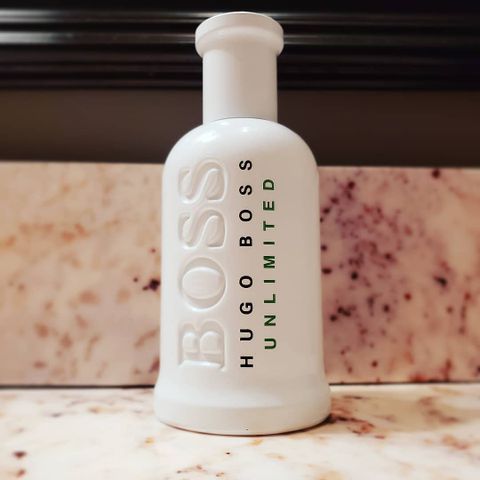 Nước hoa nam Hugo Boss Bottled Unlimited phóng khoáng