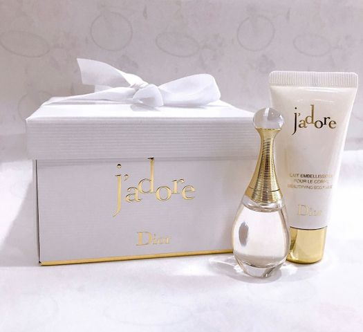 Set nước hoa và body lotion dior jadore edp