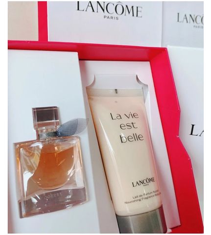 Set quà tặng nước hoa và lotion lancome la vie est belle edp 4ml 50ml
