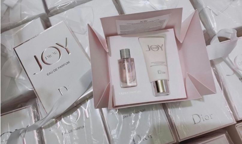 Set nước hoa và body lotion dior joy edp