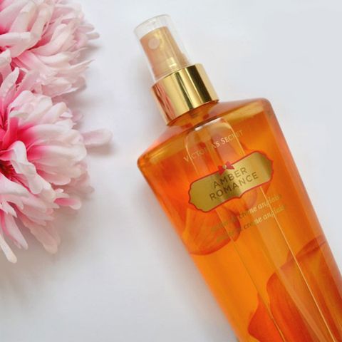 Sữa tắm Victoria Secret Amber Romance 250ml