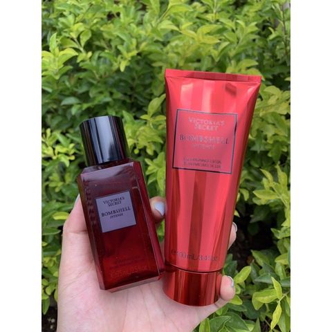 Gift Set victoria secret bombshell intense đỏ xịt thơm dưỡng thể