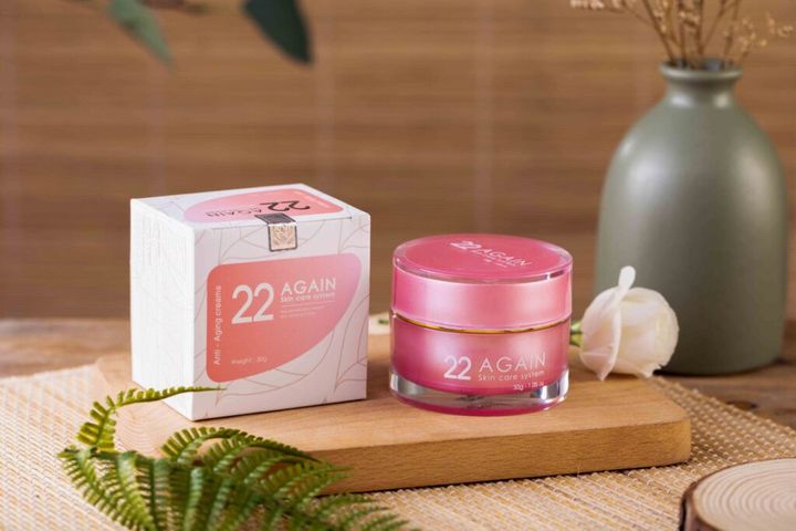 22 Again Kem Giúp Dưỡng rắng Da, Mờ Nám Tàn Nhang
