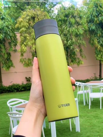 Bình Giữ Nhiệt Tiger MCY-K050 500ml - Sang Trọng, Gọn Nhẹ, Chống Trượt, Đảm Bảo Vệ Sinh, Giữ Nóng/Lạnh Lâu, Nắp Vặn Tiện Lợi