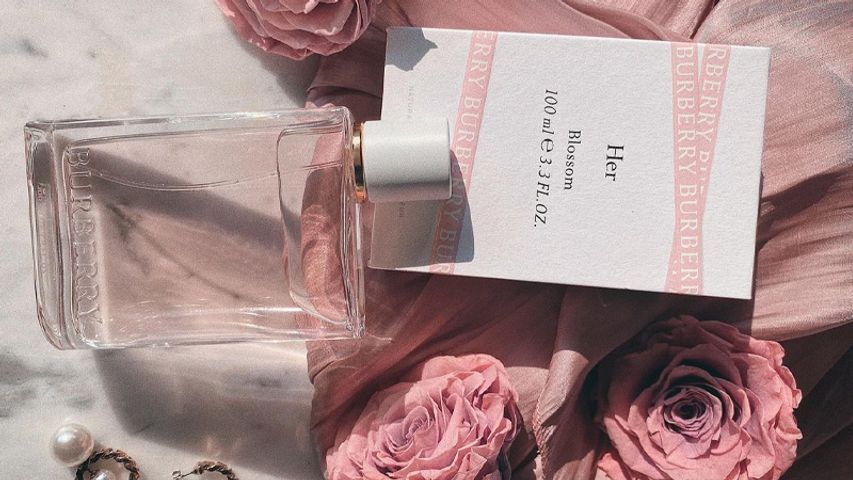 Nước hoa nữ Burberry Her Blossom EDT 2019 - Hương Hoa Mẫu Đơn, Cam Quýt - Phong Cách Thanh Lịch, Dịu Dàng, Quà Tặng Hấp Dẫn