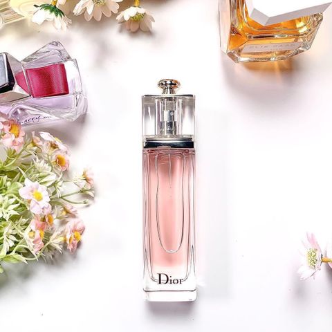 Nước hoa nữ Dior Addict Eau Fraiche EDT - Hương hoa nhẹ nhàng và tươi trẻ, thích hợp cho mọi dịp trang trọng