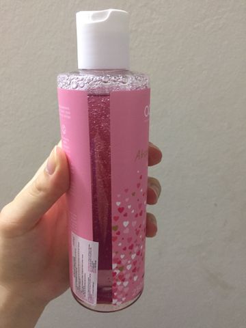 Sữa Tắm Trắng Da Hương Hoa Hồng Adopt Absolu D'amour 250 ml