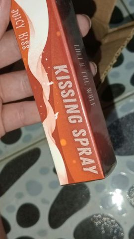 Xịt Thơm Miệng Kissing Spray Loli The Wolf  20ml