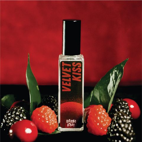 Xịt Thơm Miệng Kissing Spray Loli The Wolf Vị  Mâm Xôi Chai 20ml