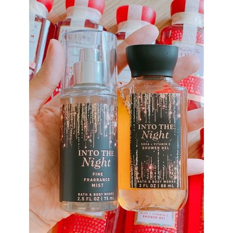 Xịt Thơm Toàn Thân Mini Bath & Body Works Into The Night 75ml - Hương Ngọt Ngào, Quyến Rũ, Dưỡng Ẩm Da