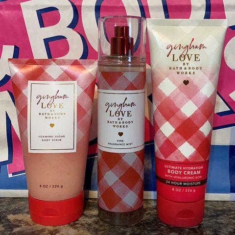 Tẩy Tế Bào Chết Toàn Thân Bath & Body Works 226g - Gingham Love