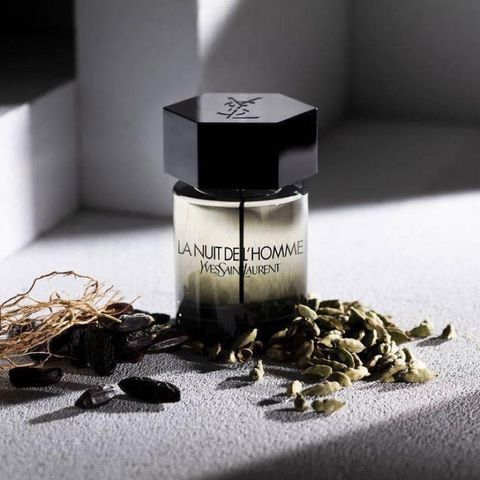 Nước Hoa Nam YSL La Nuit De L'Homme EDT - Hương Nước Hoa Nam Tính, Cám Dỗ Với Bạch Đậu Khấu, Gỗ Tuyết Tùng, Lavender