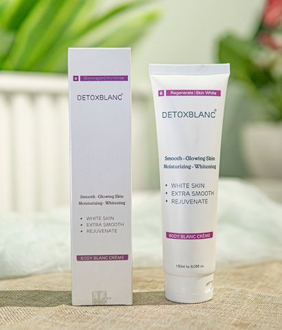 Kem Dưỡng Thể Trắng Da Ban Đêm Detox Blanc