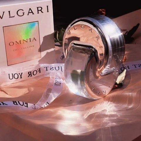 Nước hoa nữ Bvlgari Omnia Crystalline EDT 65ml - Hương thơm thanh mát, gợi cảm, sự lựa chọn hoàn hảo cho phái đẹp.