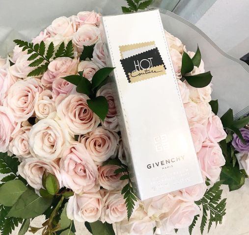 Nước hoa nữ Givenchy Hot Coture EDP sang trọng quý phái
