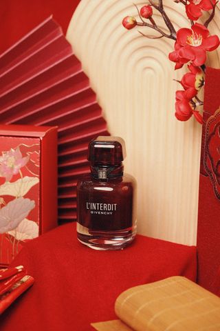 Nước hoa nữ Givenchy L'Interdit Rouge EDP sang trọng cuốn hút