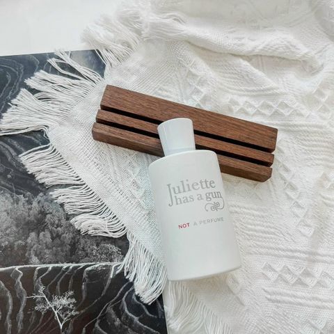 Nước hoa nữ Juliette has a gun Not a perfume EDP tinh tế