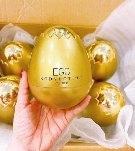 Kem Body Trứng Vàng Queenie Skin hỗ trợ dưỡng trắng da