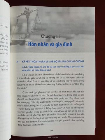 Cẩm Nang Pháp Luật Cá Nhân & Gia Đình - Hướng Dẫn Thủ Tục Pháp Lý Cần Biết Cho Mỗi Người - Tác Giả Nguyễn Hữu Phước