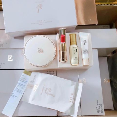 Set Phấn Nước Chống Nắng Whoo Radiant White Toneup Sun Cushion SPF50+/PA++++ - Phấn Dưỡng Trắng Cho Da Mịn Màng và Tươi Sáng, Combo Trang Điểm Hè