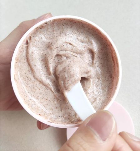 Tẩy da chết toàn thân Weilaiya Niacinamide Brightening Scrub 150g
