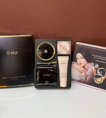 Bộ Phấn Nước Ohui Ultimate Cover Cushion Moisture SPF50+/PA+++ kèm Bông Phấn và Sữa Rửa Mặt - Chống Nắng, Che Khuyết Điểm, Dưỡng Ẩm