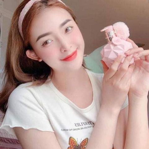Sữa tắm Pink Lady Showder hỗ trợ làm trắng da